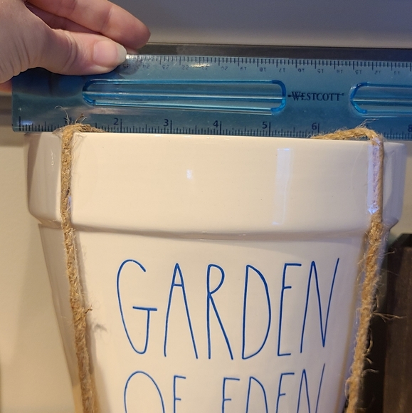 Rae Dunn Garden of Eden planter (LG) - Picture 3 of 3